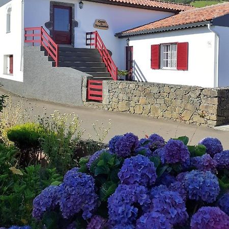Вілла Casa Da Travessa Санта-Круш-даш-Флореш Екстер'єр фото